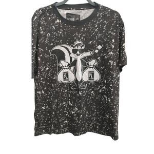 Kush Life KL T-shirt Crewneck Pepe Le Pew Graphic Skunk Large